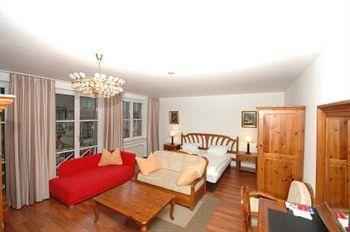 Gasthuis Apartment-hotel Am Rathaus Düsseldorf