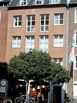 Gasthuis Apartment-hotel Am Rathaus Düsseldorf